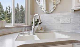 10200 Halfhitch Cir, Anchorage, AK 99515