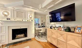 41 Pickney St B, Boston, MA 02114