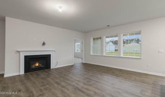 1094 Aviator Ln, Ayden, NC 28513