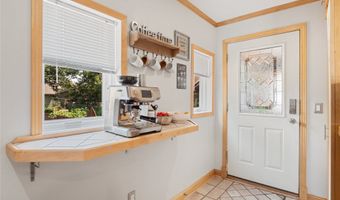 705 38th St, Des Moines, IA 50312