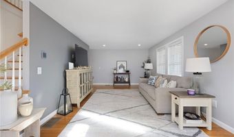 14 Hulls Ct, Jamestown, RI 02835