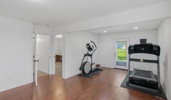 3840 Reflection Dr, Anchorage, AK 99504