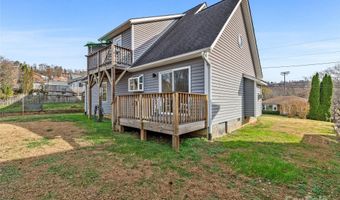 14 Hildebrand St, Asheville, NC 28801
