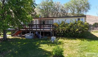 900 Challis Creek Rd, Challis, ID 83226