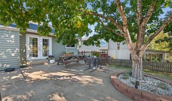 1452 Cedar Bluff Dr, Ballwin, MO 63021