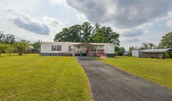 1749 Carolina St, Alford, FL 32420
