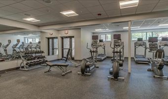 3075 N Spurway Dr, Ann Arbor, MI 48105