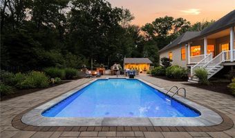 2393 Scituate Ave, Cranston, RI 02831