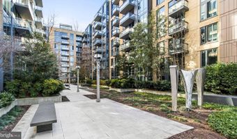 8300 WISCONSIN Ave 1B-322, Bethesda, MD 20814