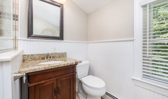 33 Lufkin Ln, Bristol, CT 06010