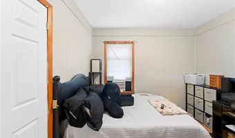 129 Cleveland St, Central Falls, RI 02863