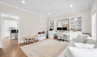 8 A Mason Ave, Bayonne, NJ 07035