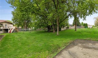 7775 Glenda Ct, Apple Valley, MN 55124