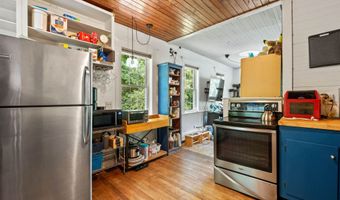206 Lewis Hill Rd, Bethlehem, NH 03574