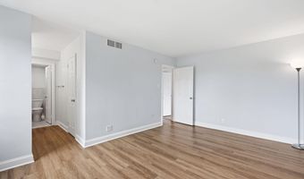 8315 N BROOK Ln 2-902, Bethesda, MD 20814