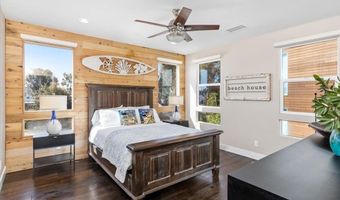 2517 State St, Carlsbad, CA 92008