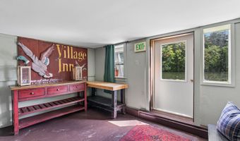 157 Main St, Belgrade, ME 04917