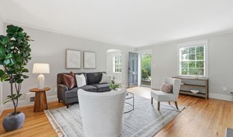 6524 27TH St N, Arlington, VA 22213