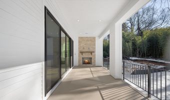 7026 RENITA Ln, Bethesda, MD 20817