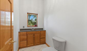 159 Harbor Inn Rd, Bayville, NJ 08721