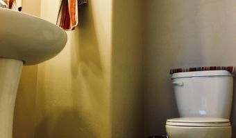 1627 Band Saw Dr NW, Albuquerque, NM 87104