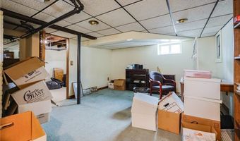 200 Woodward Ave, East Providence, RI 02914