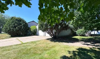 410 1st St NW, Aitkin, MN 56431