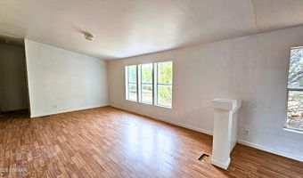 55 N Country Club Dr, Concho, AZ 85924
