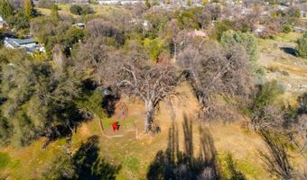 868 Live Oak Dr, Angels Camp, CA 95222