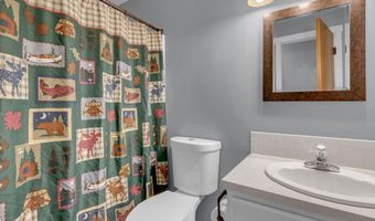1826 N Columbine Cir, Andover, KS 67002