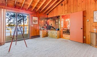 15 George W Finnerty Rd, Barrington, RI 02806