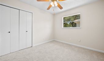 101 Saunders Ln, Aransas Pass, TX 78336