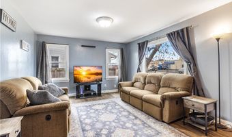 619 Fairfax St, Altoona, WI 54720