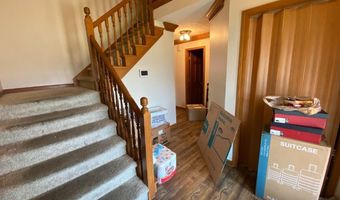 902 St Andrews Dr, Avon, IN 46123