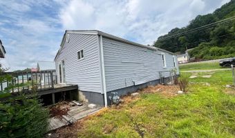 62 Railroad St, Bancroft, WV 25011