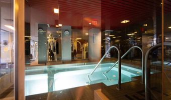 1530 KEY Blvd 203, Arlington, VA 22209