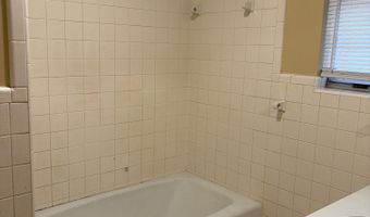 210 Apt 4 Cloverleaf Dr 4, Athens, AL 35611