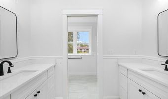 55 Dolphin Ave, Jamestown, RI 02835