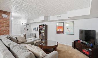 47 Hyland Ave, East Greenwich, RI 02818