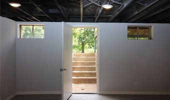 2266 Starling Airport Rd, Arnold, MO 63010