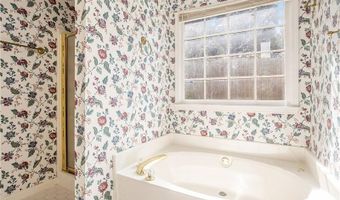 125 Hampton Park Dr, Athens, GA 30606