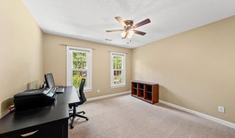 1030 W Sterlington Pl, Apex, NC 27502