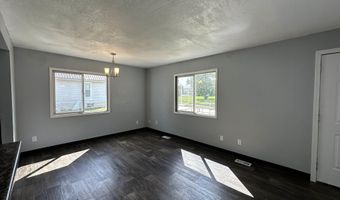 316 N Main St, Albia, IA 52531