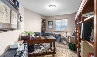 5216 N Colonial, Bel Aire, KS 67226