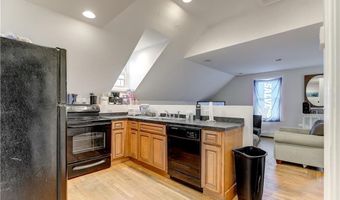 23 Stockholm St 2, Newport, RI 02840