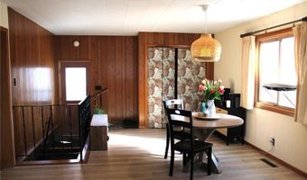 1802 10th Pl NE, Austin, MN 55912