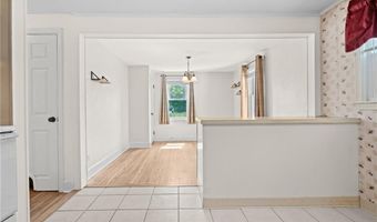36 Westhill Dr, Cranston, RI 02920