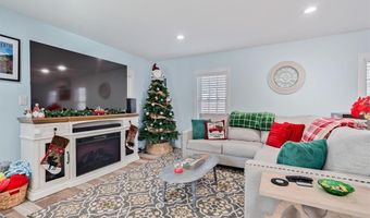 126 Narrows Rd, Bristol, RI 02809