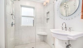 1138 S 7th St, Ann Arbor, MI 48103