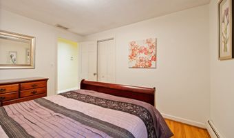 26 Brookmoor Rd, Avon, CT 06001